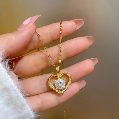 Heart Pendant Necklace in Gold