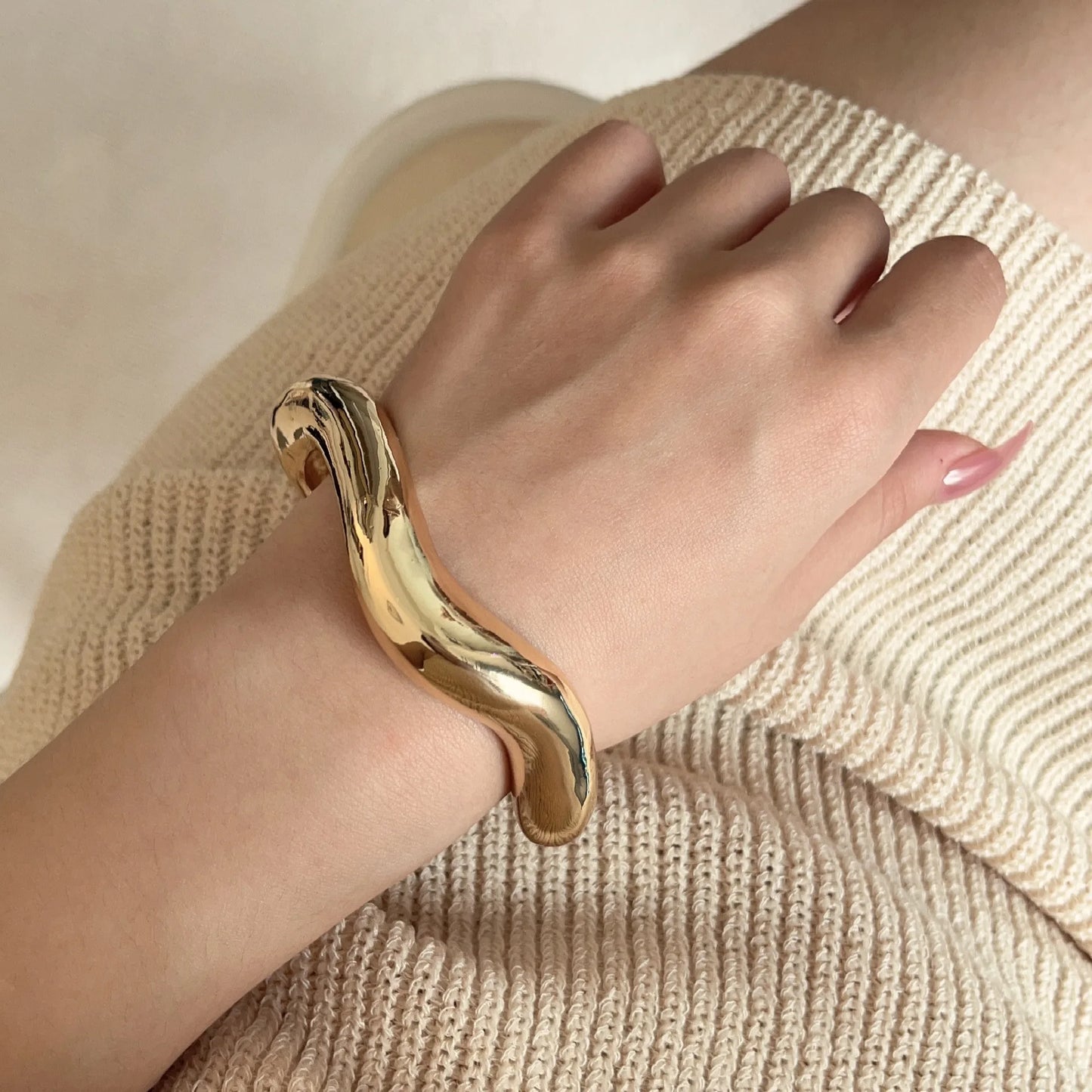 Irregular Bracelet